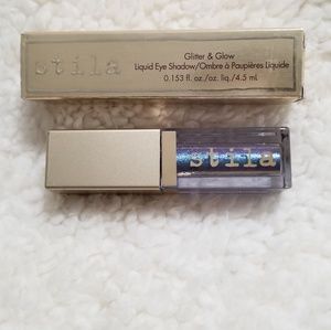 Stila Glitter and Glow Liquid Eyeshadow